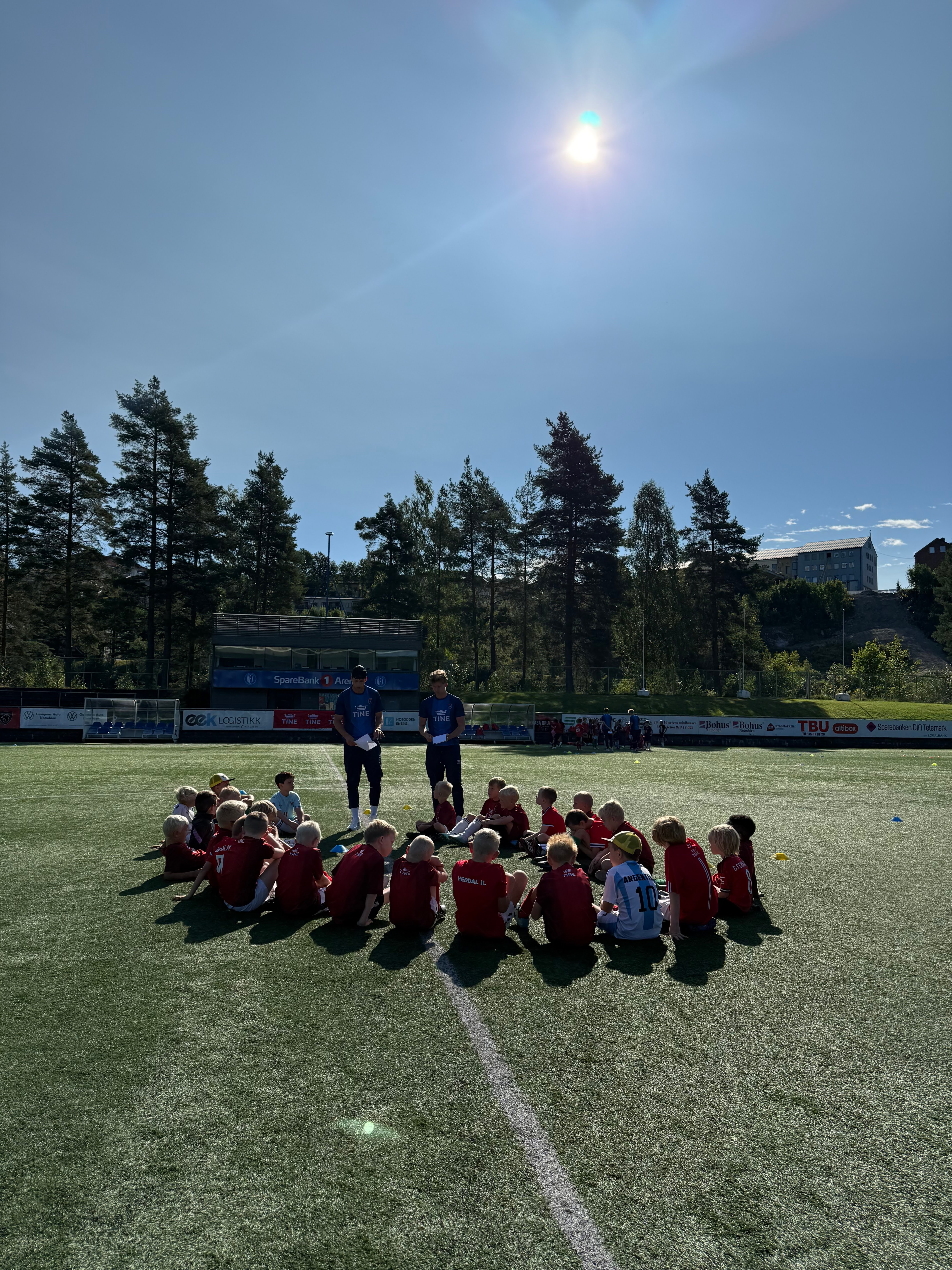 Over 140 barn på årets NFK & TINE Fotballskole image